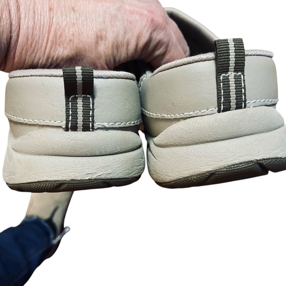 Easy Spirit Women's Triproute Clogs Size 8.5 WW Beige/Tan Leather Slip On Mule - Picture 7 of 13